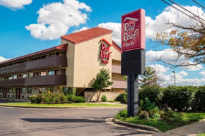 Гостиница Red Roof Inn Cincinnati - Sharonville  Шаронвилл